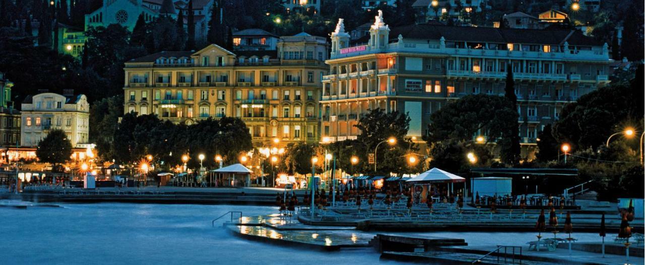 Retro Opatija Center Apartments Exteriér fotografie